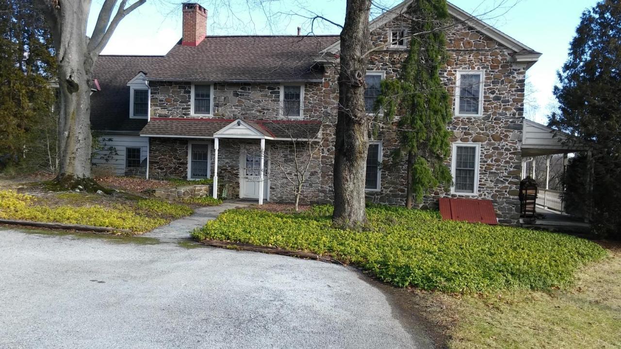 1732 Folke Stone Bed And Breakfast West Chester Buitenkant foto